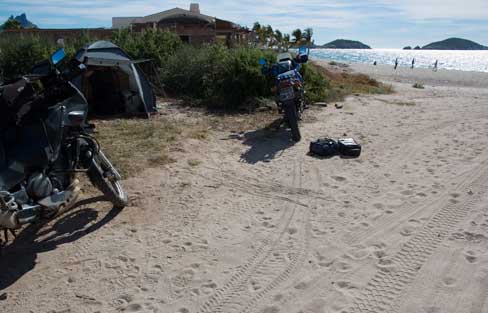 Am Strand von San Carlos